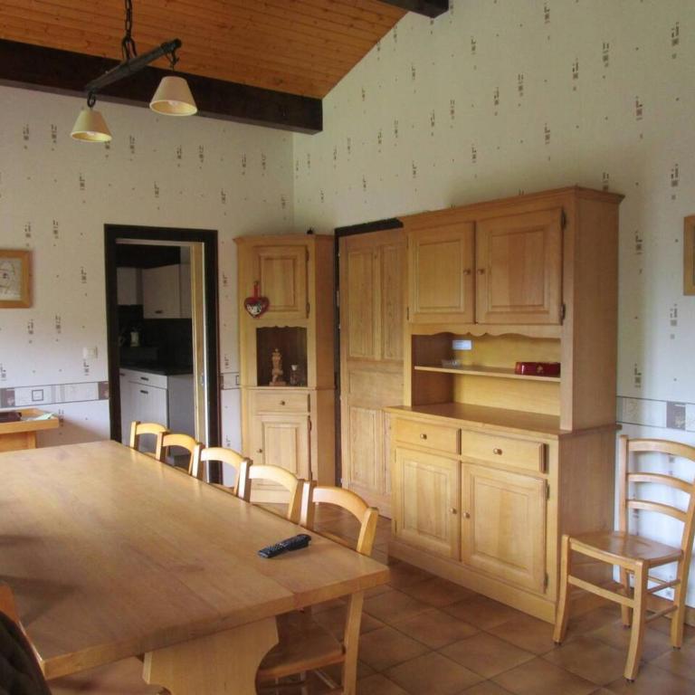 Grand appt chalet savoyard, cuisine équipée, 4 chambres, 2 sdb, Le Chinaillon - FR-1-467-60 - Apartment (12 Erwachsene) - 2