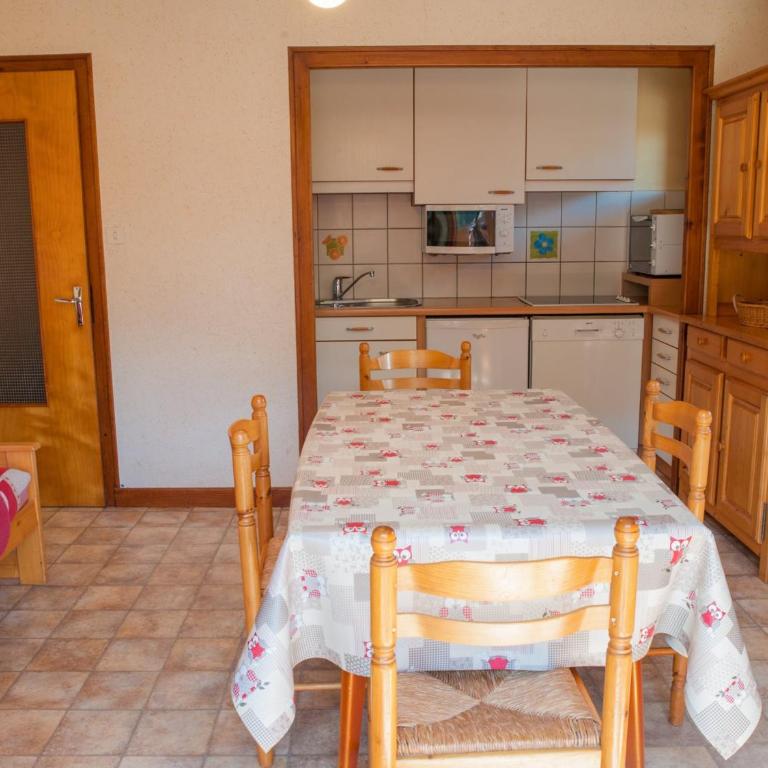 Appartement cosy 6 pers. avec parking au cœur du Grand-Bornand - FR-1-467-94 - Apartment (6 Erwachsene) - 3