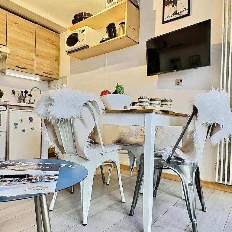Studio cabine avec balcon Sud à 5 min des pistes, wifi inclus - FR-1-411-905 - Monolocale - 4