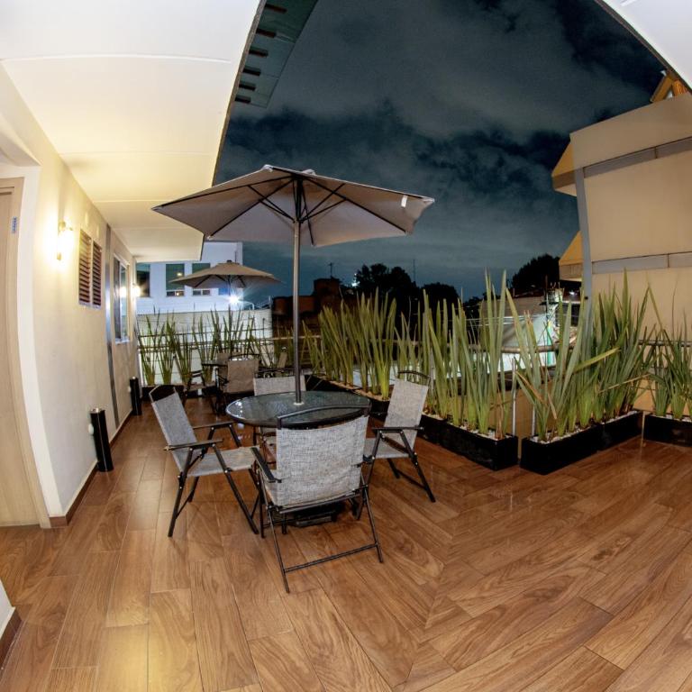 La Casa del Reloj - Zona de Hospitales - Family Room - 14