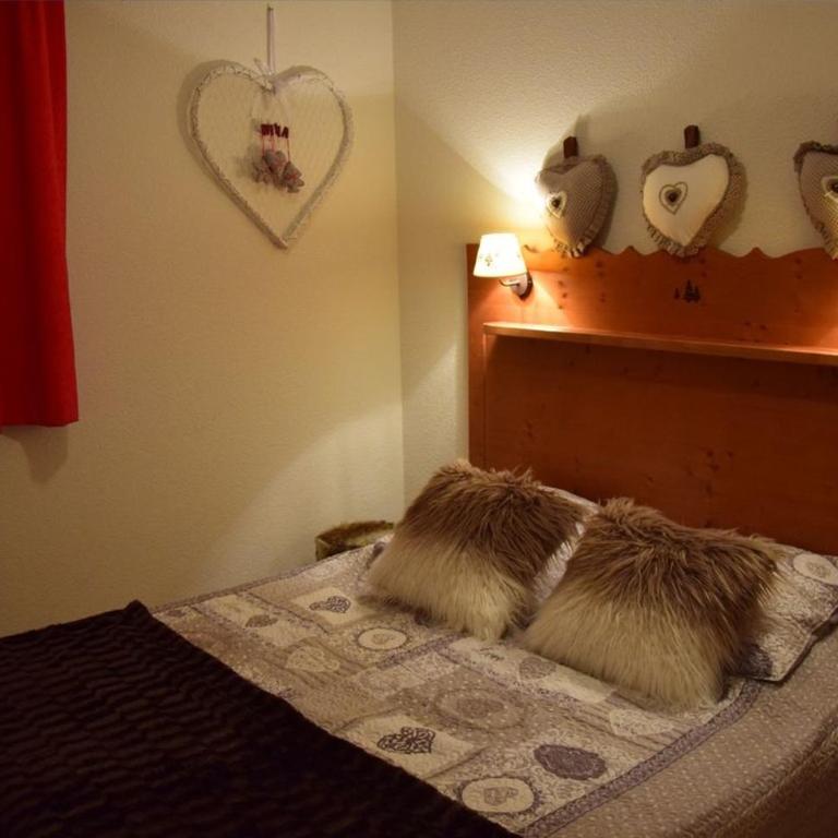 LES PETITS ETERLOUS Appartement T3 36m2 à Puy St Vincent 1800 Alpes du sud 6 personnes parking privé couvert - Two-Bedroom Apartment - 17