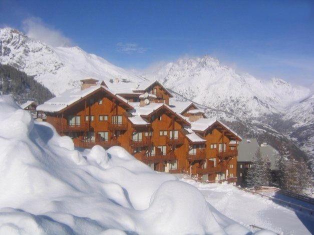 LES PETITS ETERLOUS Appartement T3 36m2 à Puy St Vincent 1800 Alpes du sud 6 personnes parking privé couvert - Two-Bedroom Apartment - 21