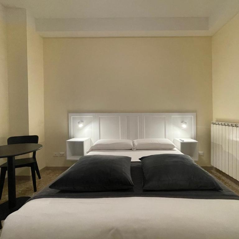 YOME-GUICCIARDINI 10 - Appartamento con 2 Camere da Letto - 8