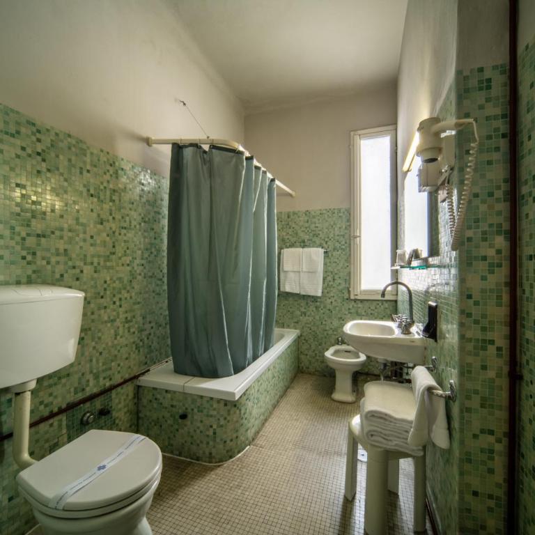 Royal Victoria Hotel - Classic Double or Twin Room with River View - 8