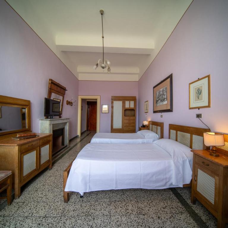 Royal Victoria Hotel - Classic Double or Twin Room with River View - 10
