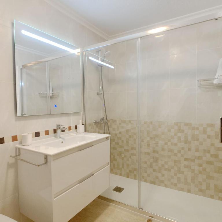 Spanish Connection - Playa Principe - Apartamento con vistas al mar - 2