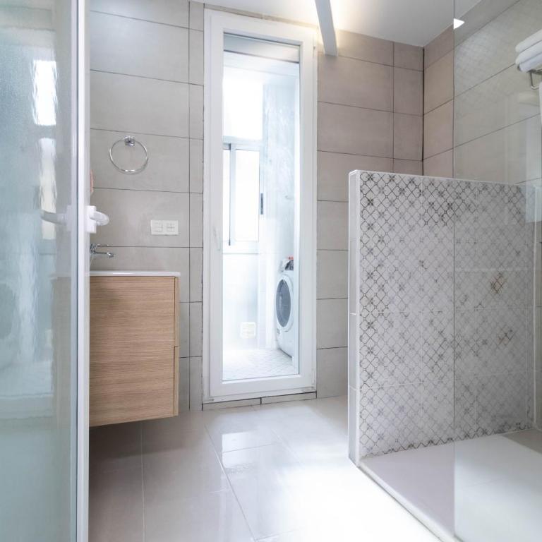 Piso en el Centro de Zaragoza, Parking GRATIS, Check-in 24h - Apartamento de 2 dormitorios - 16
