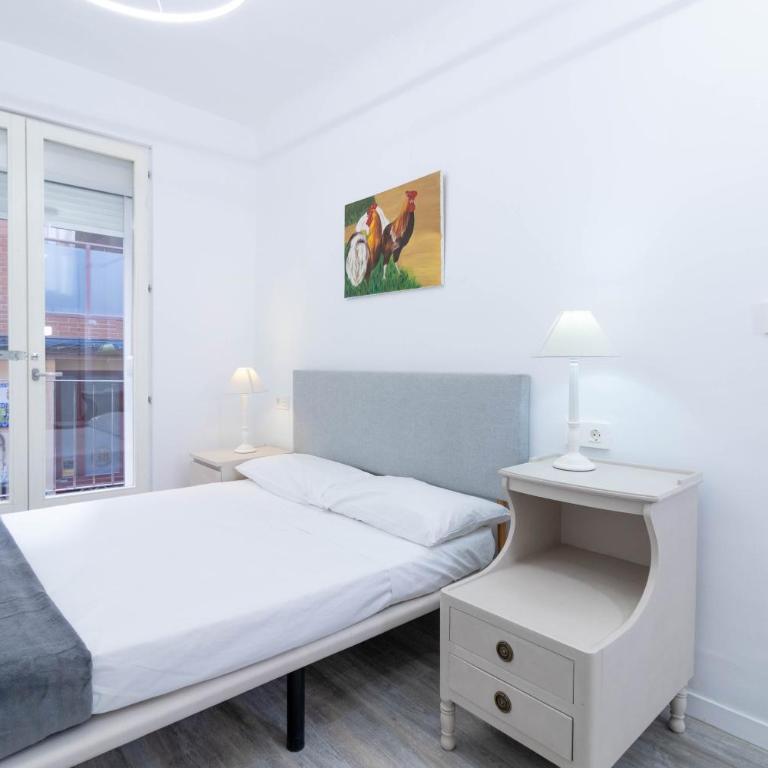 Piso en el Centro de Zaragoza, Parking GRATIS, Check-in 24h - Apartamento de 2 dormitorios - 4