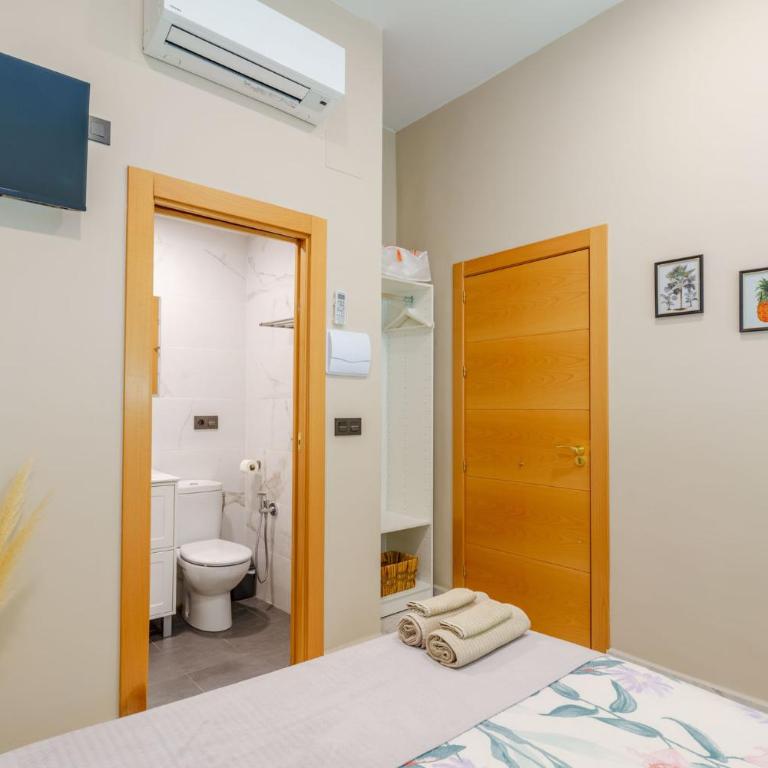 Casa Vestali - Double Room with Private Bathroom - 7