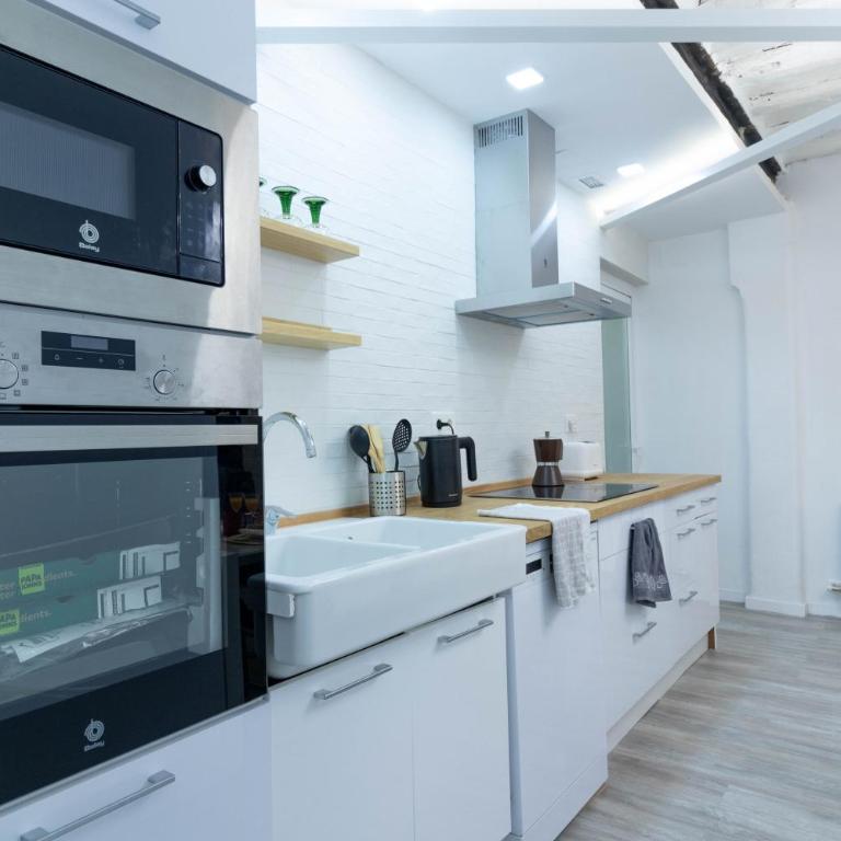 Piso en el Centro de Zaragoza, Parking GRATIS, Check-in 24h - Apartamento de 2 dormitorios - 8