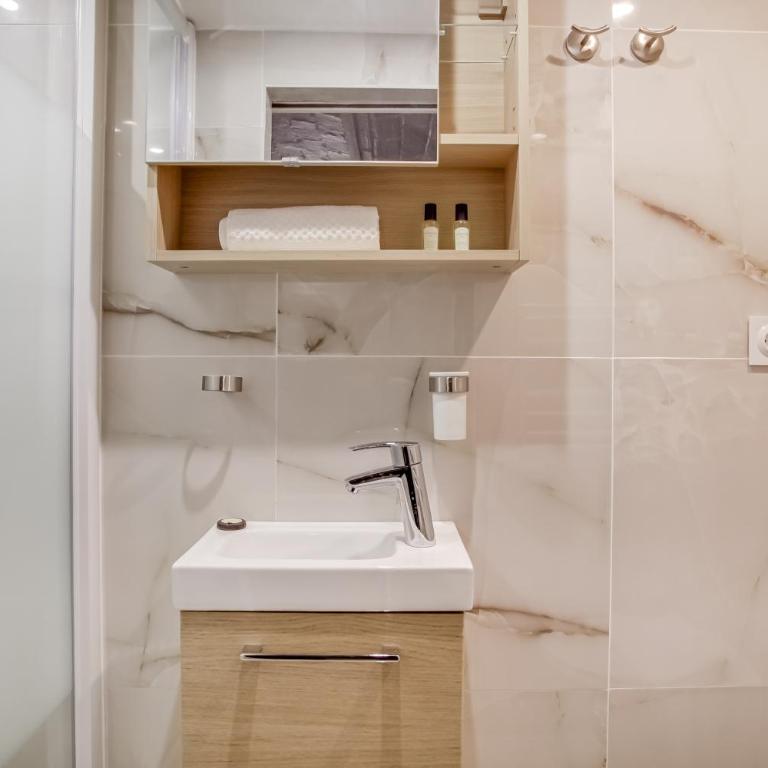 Tiny Duplex with Sauna in the 11 - Apartamento de 1 dormitorio - 7