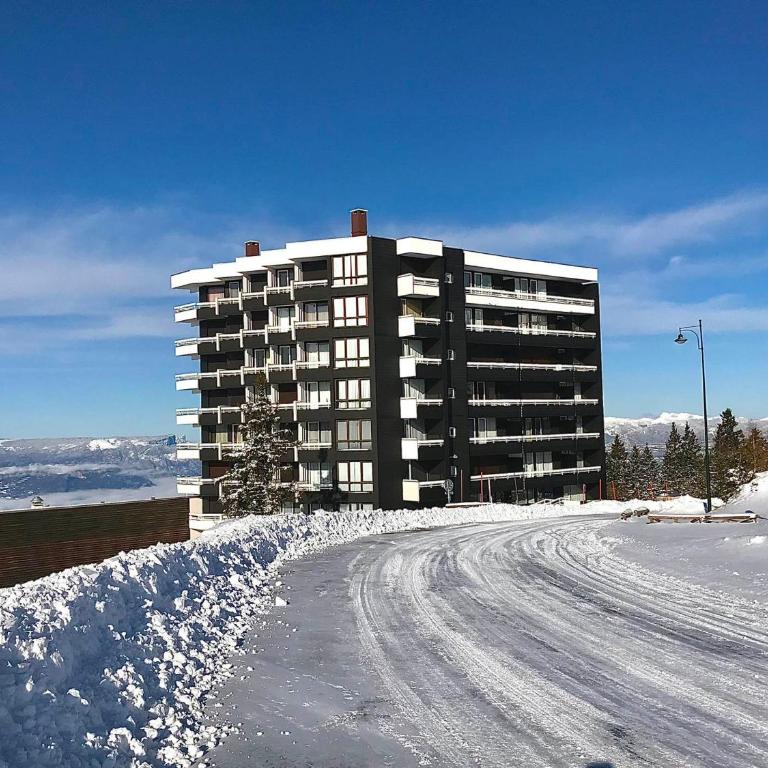 Appartement ski 2 pièces 4 pers, balcon, proche pistes - FR-1-340-39 - Appartement 1 Chambre - 9