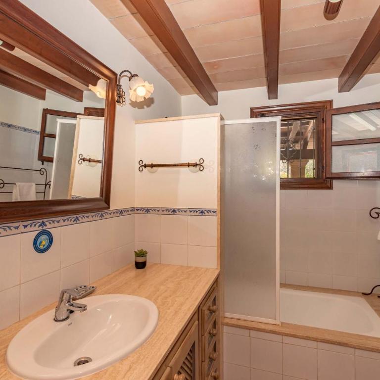 Villa Camp del Bosch by Sealand Villas - Three-Bedroom House - 30