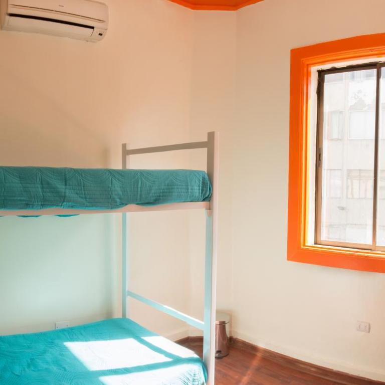 Hostal Casa Aborigen - Habitación Cuádruple Económica con baño compartido - 2