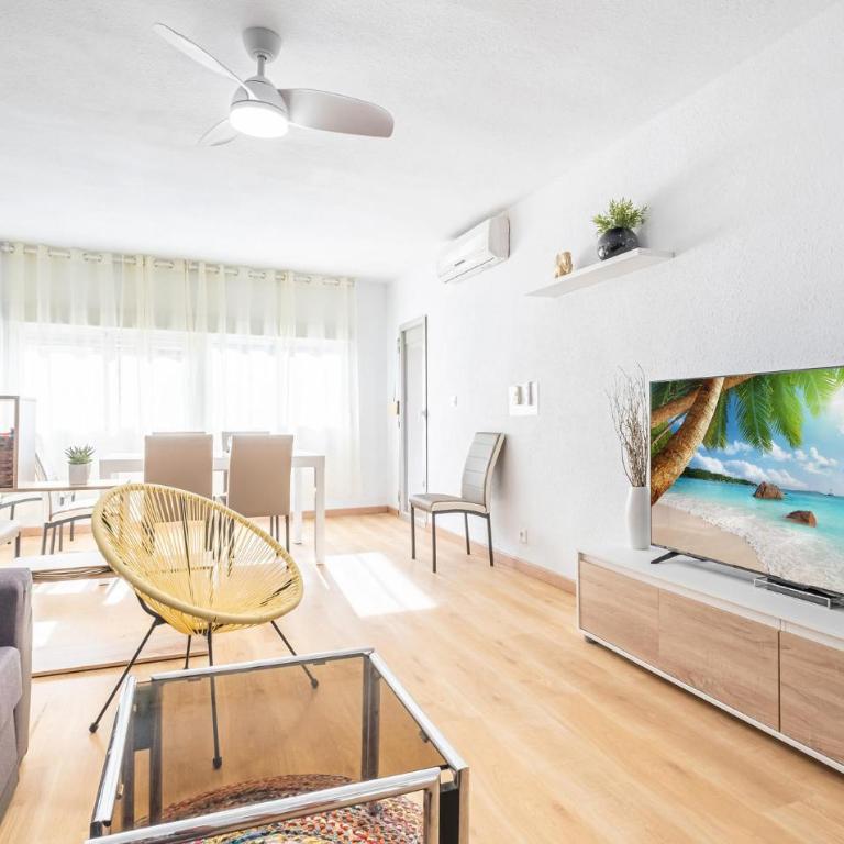 Stunning Apartment In El Campello With Wifi - Apartamento con 4 dormitorios - 10