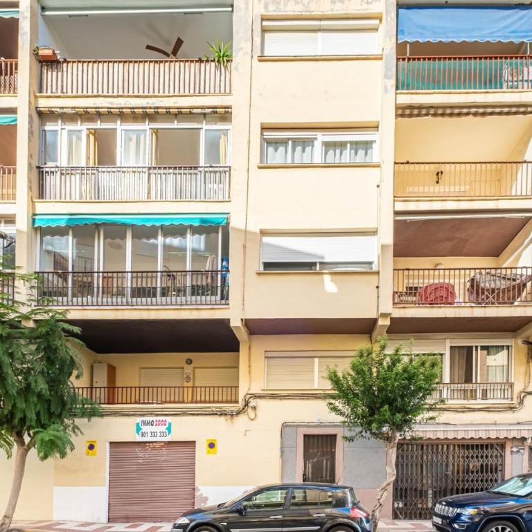 Stunning Apartment In El Campello With Wifi - Apartamento con 4 dormitorios - 9