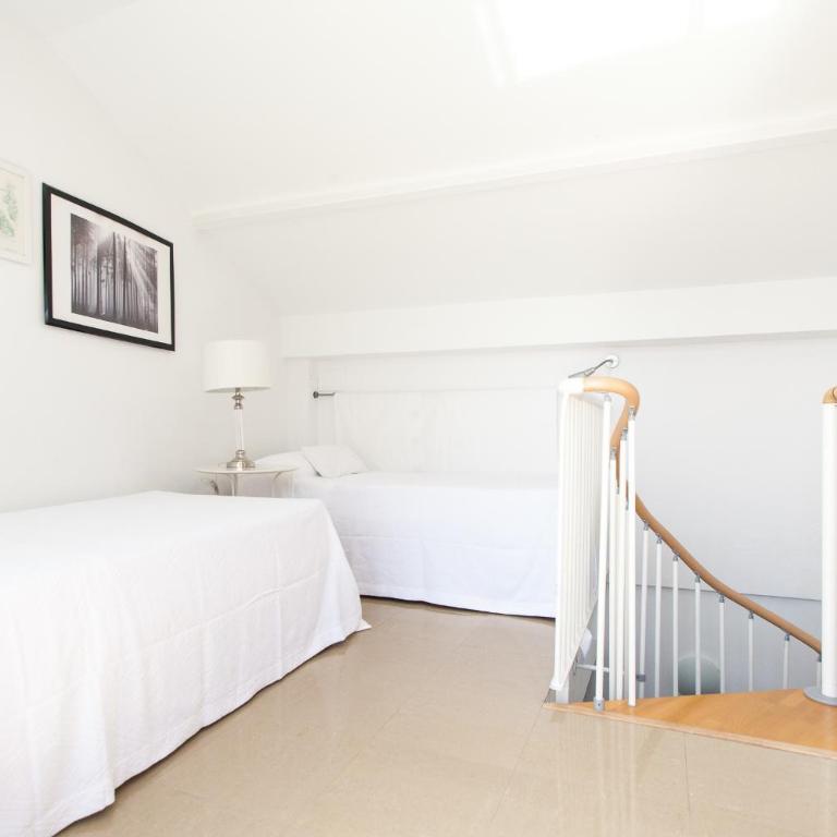 Apartamentos Edificio Constitución - Apartamento con terraza privada (6 adultos) - Ático - Calle Adolfo Rodríguez Jurado, 8 - 18