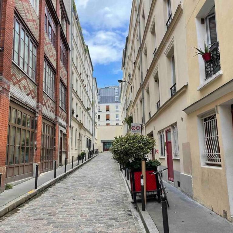 ChezAdrienParis - Appartement de 90m2 en souplex - Appartement 2 Chambres - 1