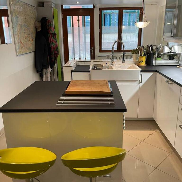 ChezAdrienParis - Appartement de 90m2 en souplex - Appartement 2 Chambres - 4