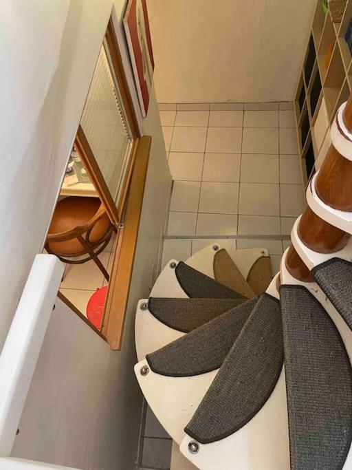 ChezAdrienParis - Appartement de 90m2 en souplex - Appartement 2 Chambres - 17