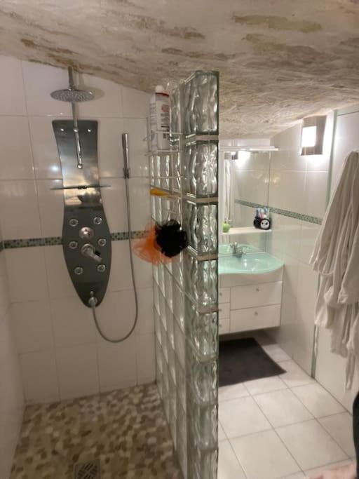 ChezAdrienParis - Appartement de 90m2 en souplex - Appartement 2 Chambres - 28