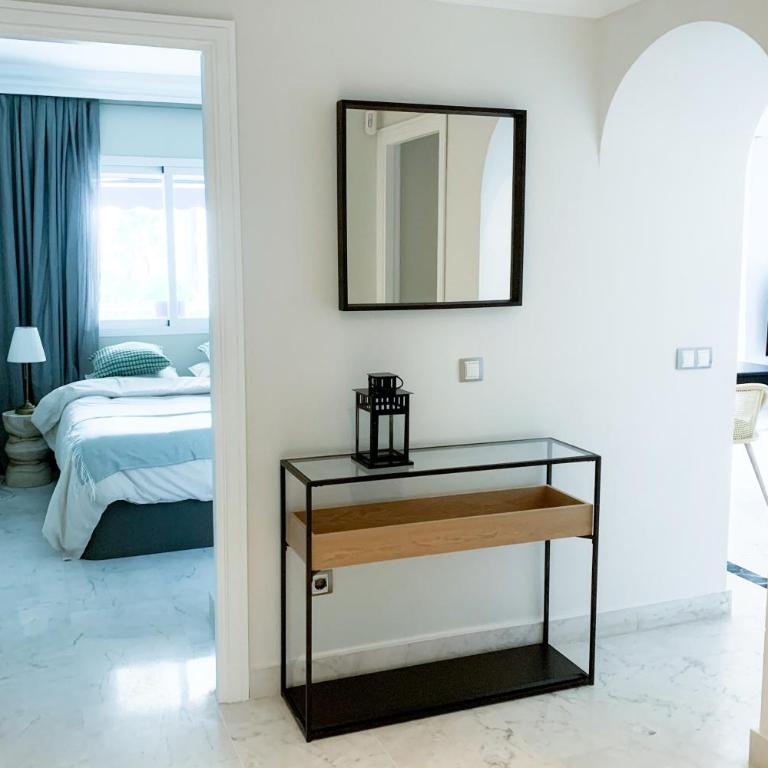 Luxury 3BR Apt Puerto Banus - Terrace - Near Beach - Apartamento de 2 dormitorios - 4