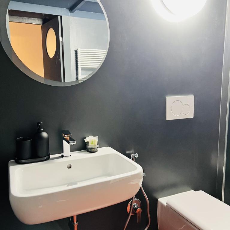 Design Loft Navigli - Appartamento con 1 Camera da Letto - 2