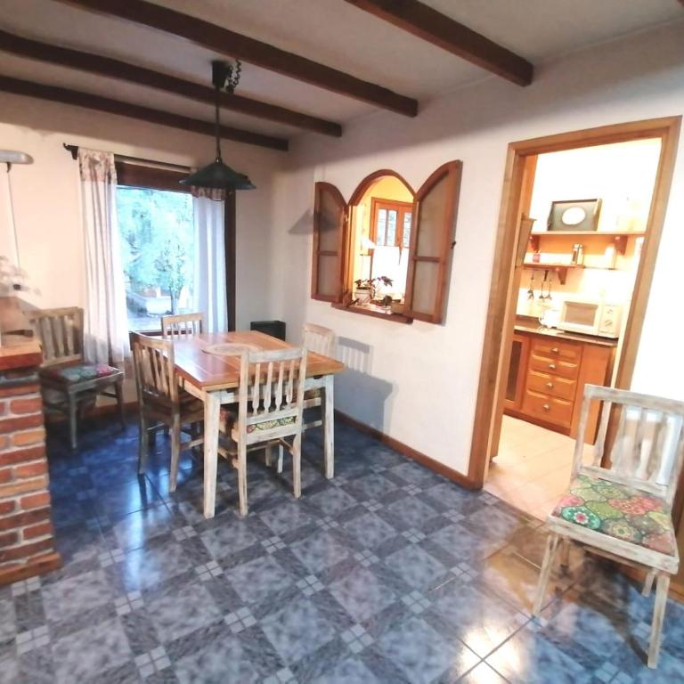 Cálido departamento céntrico en San Martín de los Andes - Apartamento de 3 dormitorios - 2