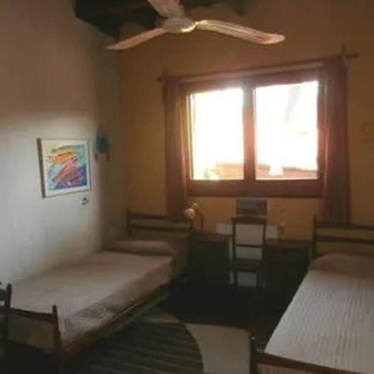 Casa cómoda en buena ubicación - Casa de 3 dormitorios - 4