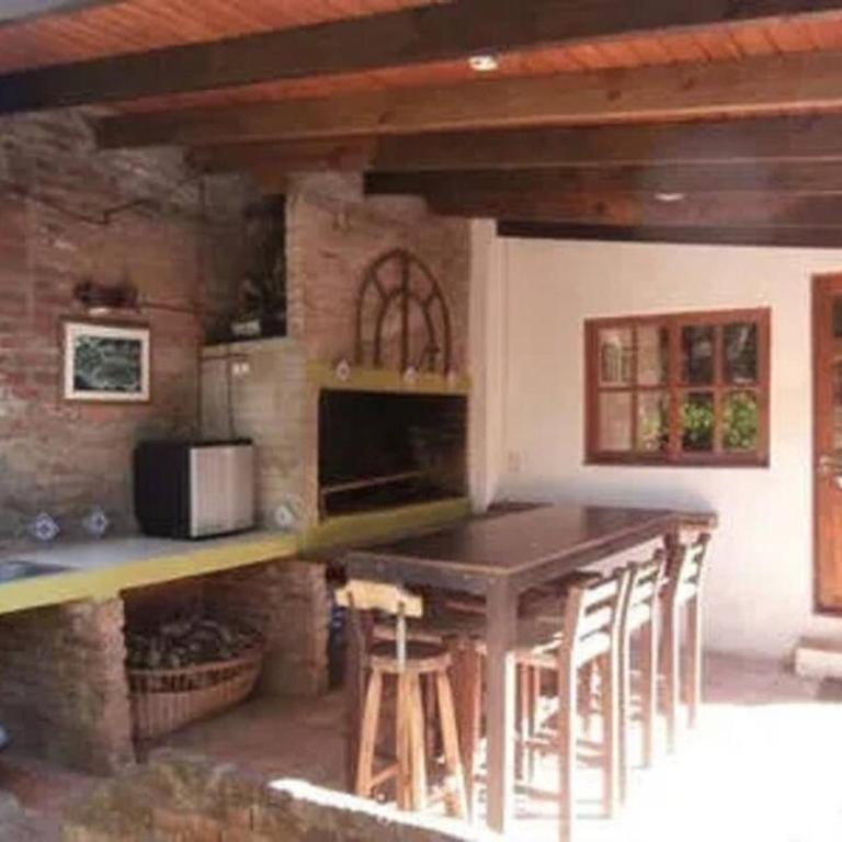 Casa cómoda en buena ubicación - Casa de 3 dormitorios - 5