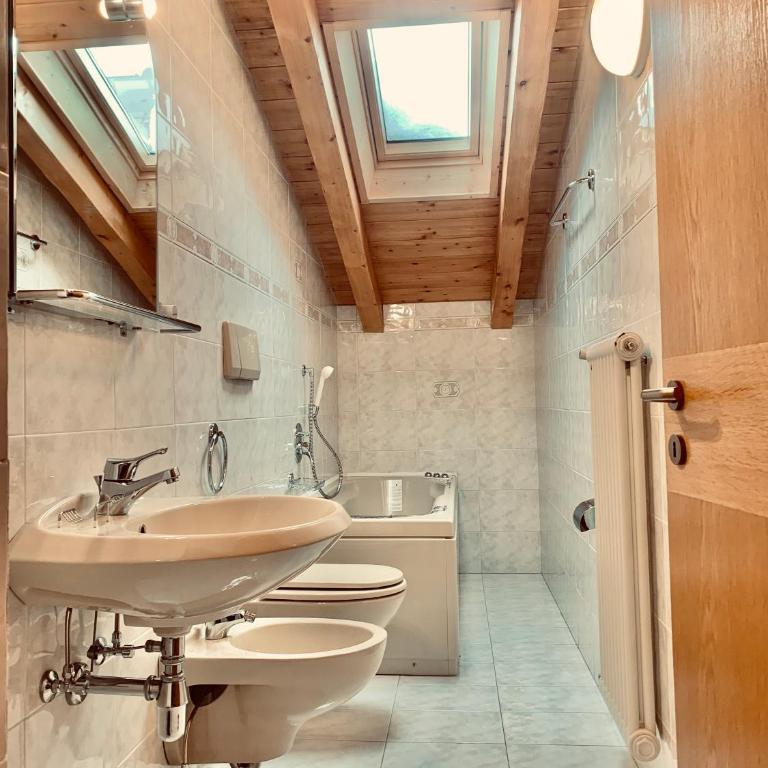 Cesa Cascata - Appartamento con 2 Camere da Letto - 14