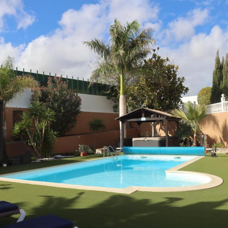 Villa de lujo que mira al mar - Villa - 2
