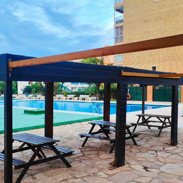 vistas al mar a 300m de playa , 3 habitaciones, Identificacion check in 5 viajeros - Three-Bedroom Apartment - 16