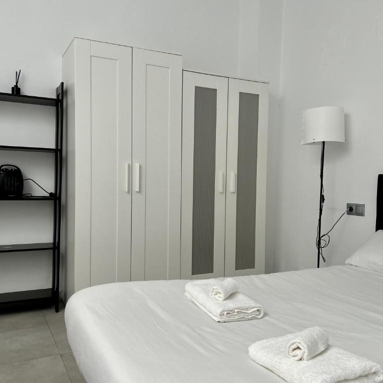 Hostel Ramon lujan 91 - Two-Bedroom Apartment - 11