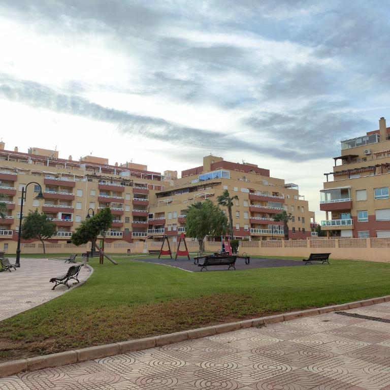 PISO TORREQUEBRADA - Two-Bedroom Apartment - 8