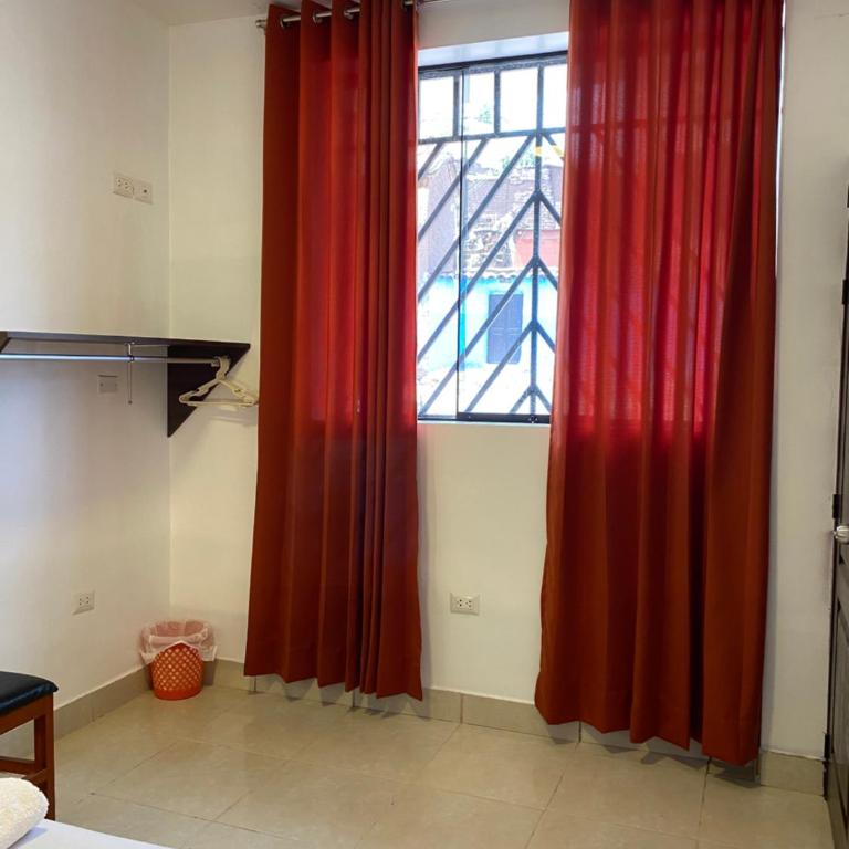 Adriano's Deluxe Apartments Base - Three-Bedroom Apartment - 8