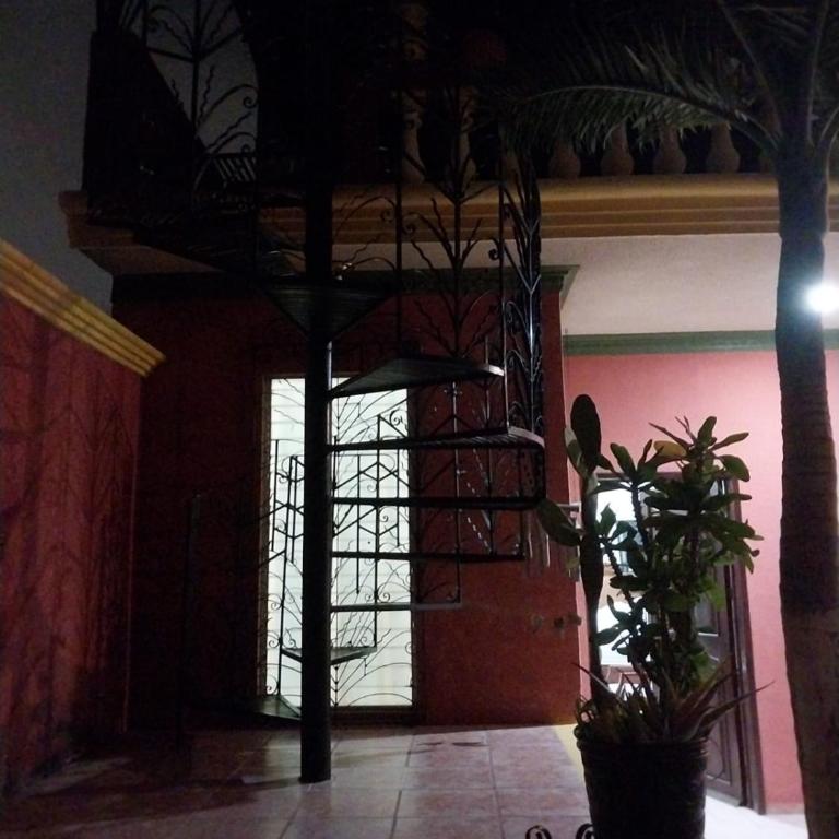 Hermosa casa cuatro recámaras independientes CA - Villa - 54