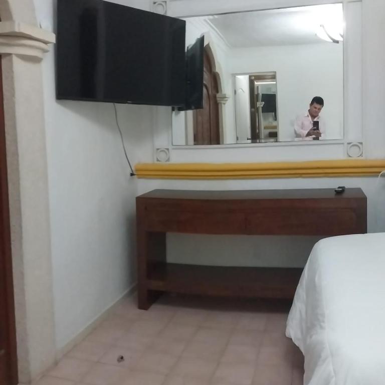 Hermosa casa cuatro recámaras independientes CA - Villa - 20