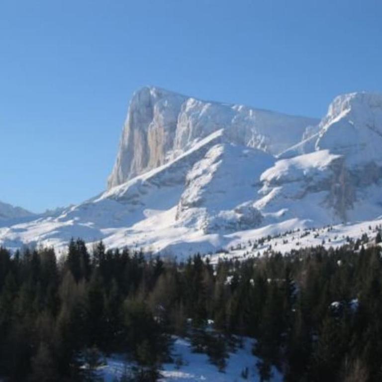 CHALET LUXE, 8-10 Pers, Parking, Sauna, Wifi, Netflix, Recommandé par locataires - Chalet - 24