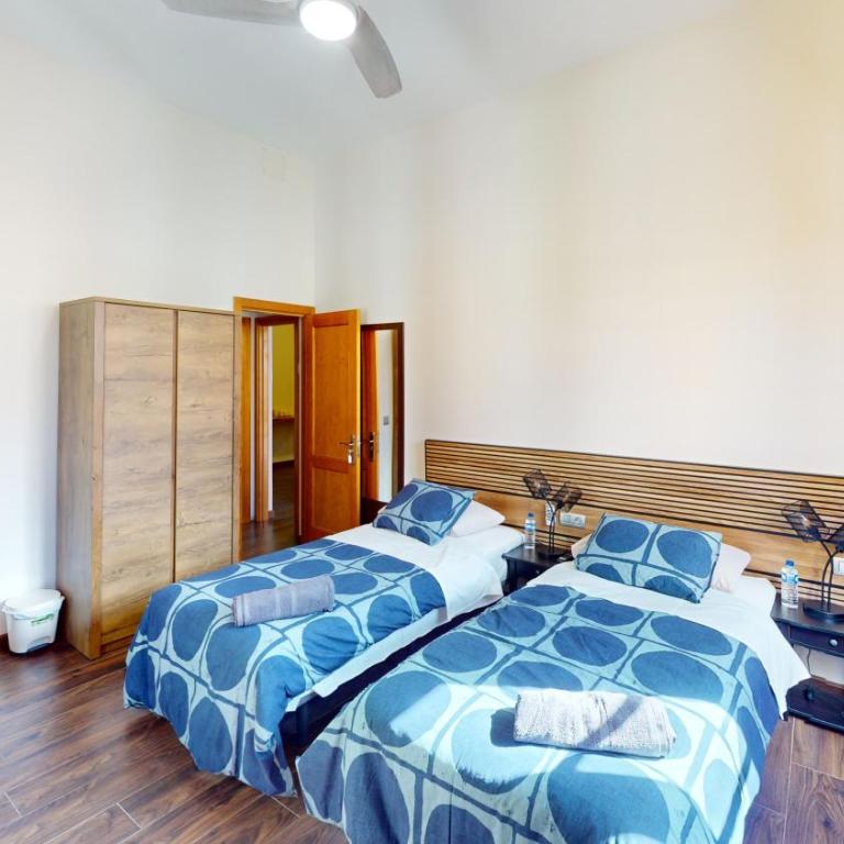 Triana Rooms EH - Habitación Doble con baño compartido - 7