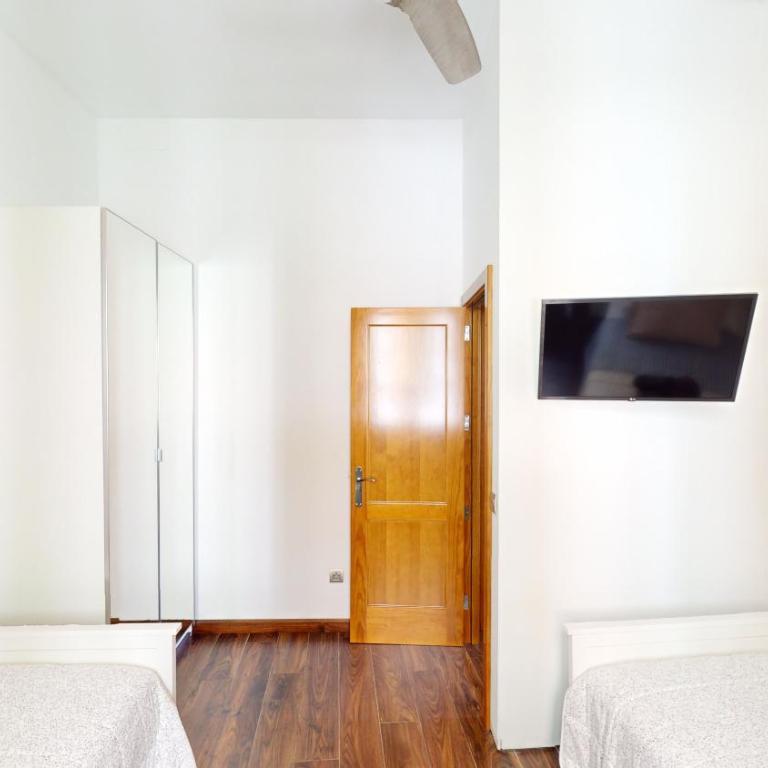 Triana Rooms EH - Habitación Doble con baño compartido - 2 camas - 6