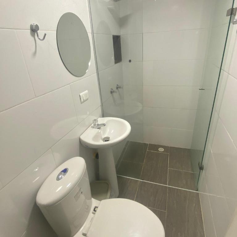 22 APARTAMENTO 3 habitaciones CON BALCON EN LAURELES ESTADIO - Apartamento de 3 dormitorios - 9