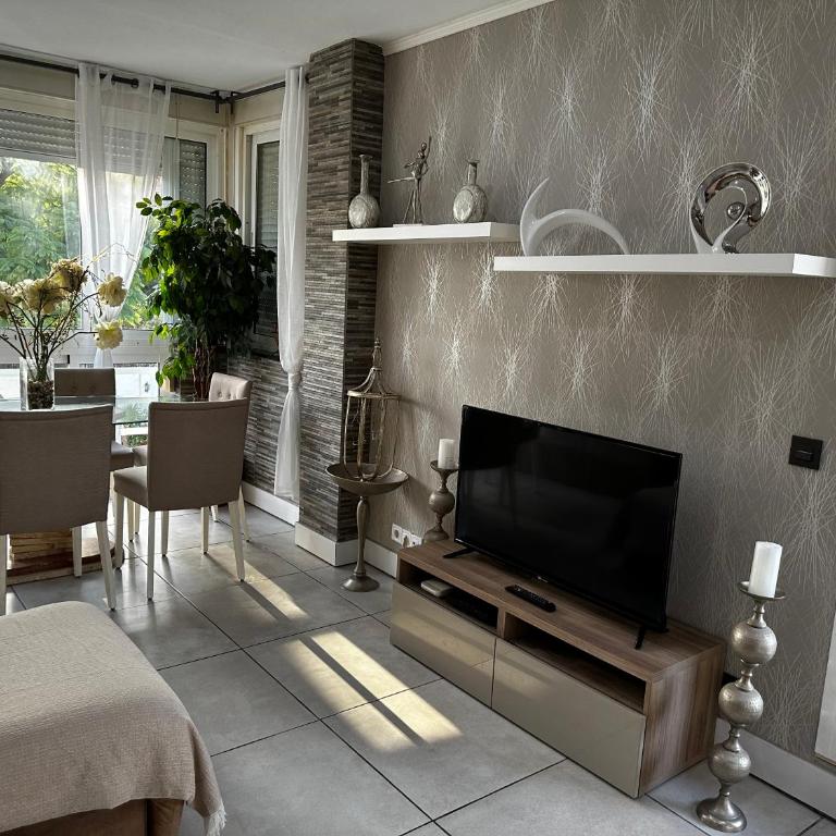 Benalmádena - Two-Bedroom Apartment - 3