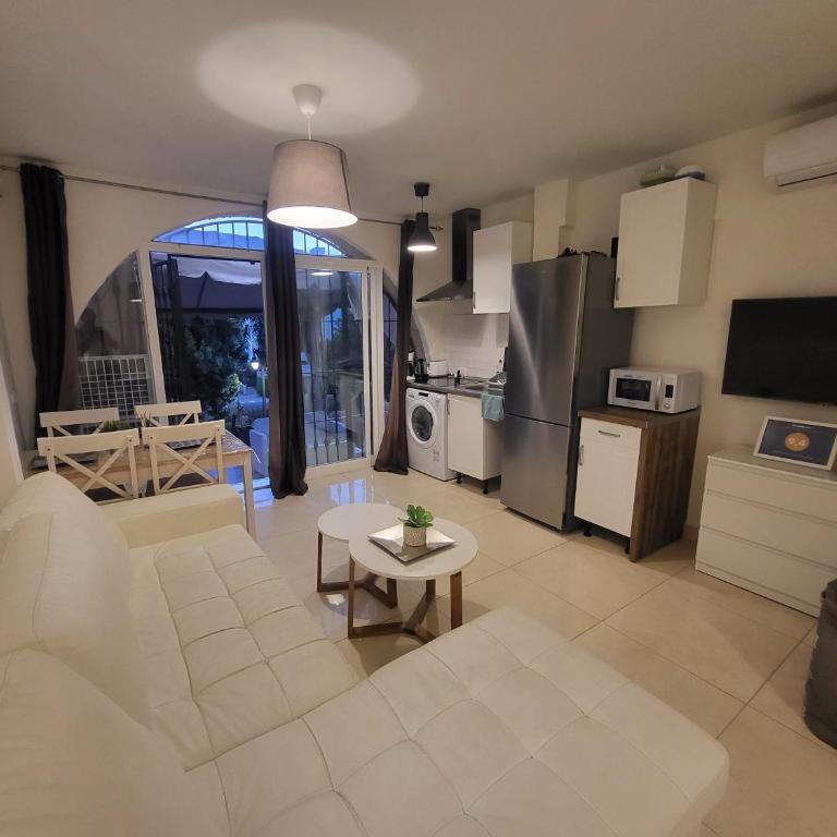 Beach Bungalow Port,free parking - Estudio con terraza - 4