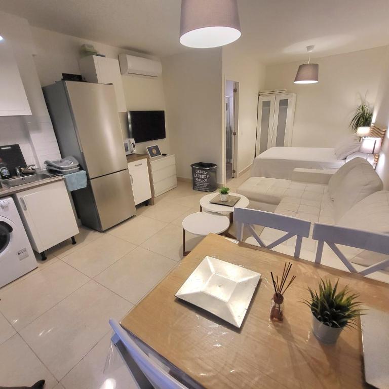 Beach Bungalow Port,free parking - Estudio con terraza - 5