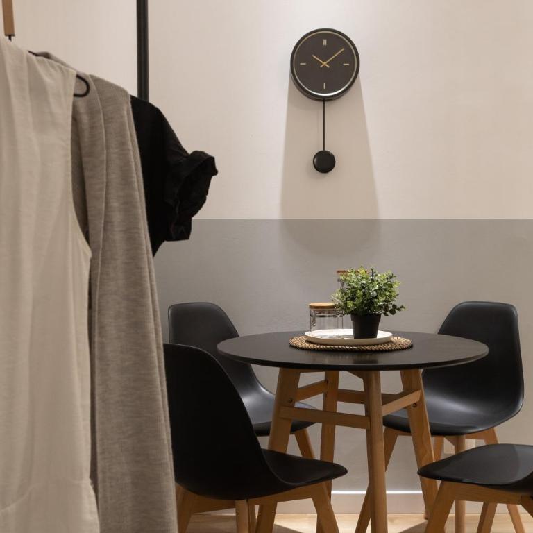 Stylish Gem in Historic Trieste for 4 guests - Appartamento con 1 Camera da Letto - 5