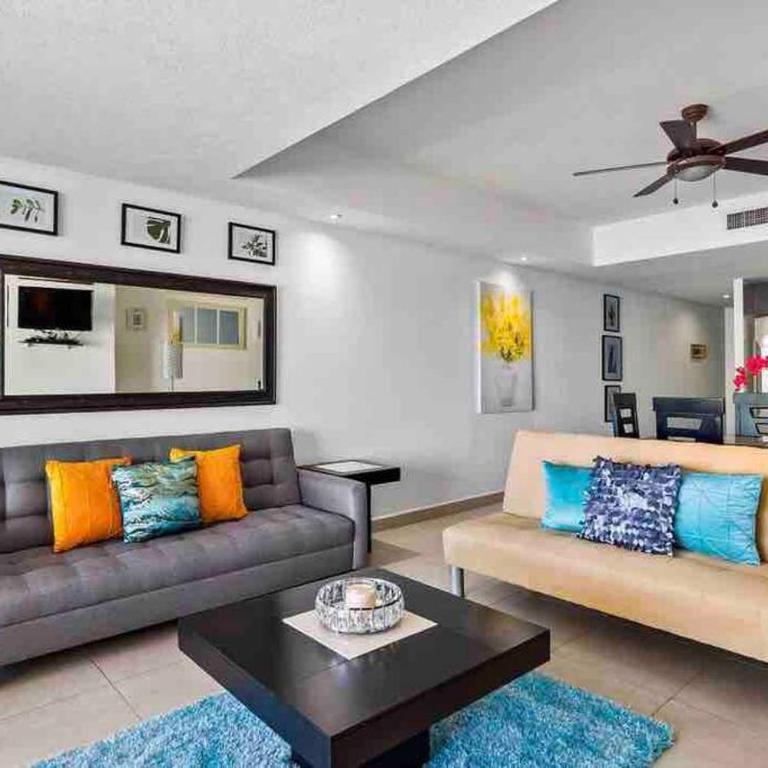 BEACH FRONT~ JACUZZI ~ SPECTACULAR OCEAN VIEWS - Apartamento de 1 dormitorio - 25