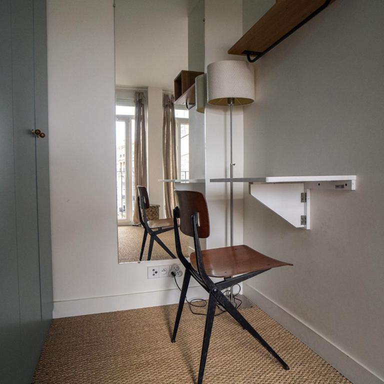 Spacious apartment with view of the Eiffel Tower - Appartement - 13
