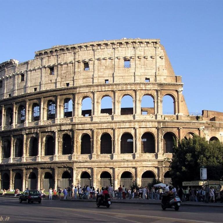 Lovely studio near the Colosseum - Appartamento con 1 Camera da Letto - 50