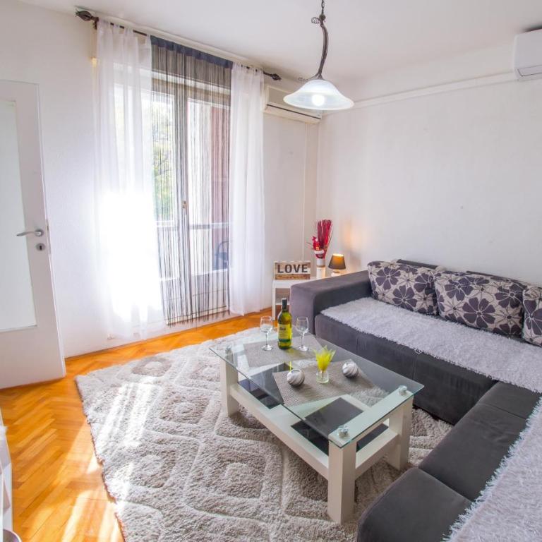 Apartment City Lights - One-Bedroom Apartment - 12